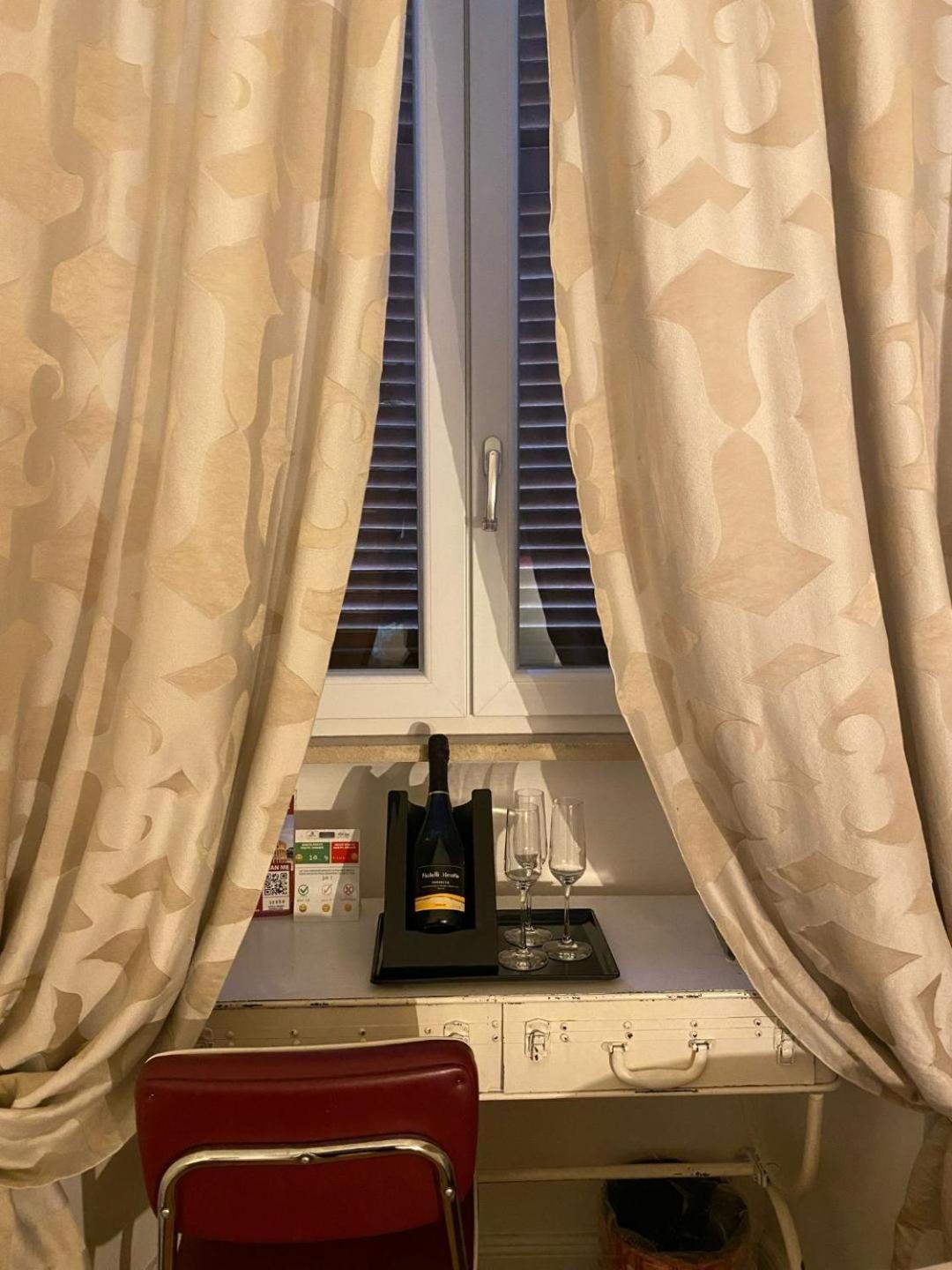 Trevi Contemporary Suite Rom Eksteriør billede