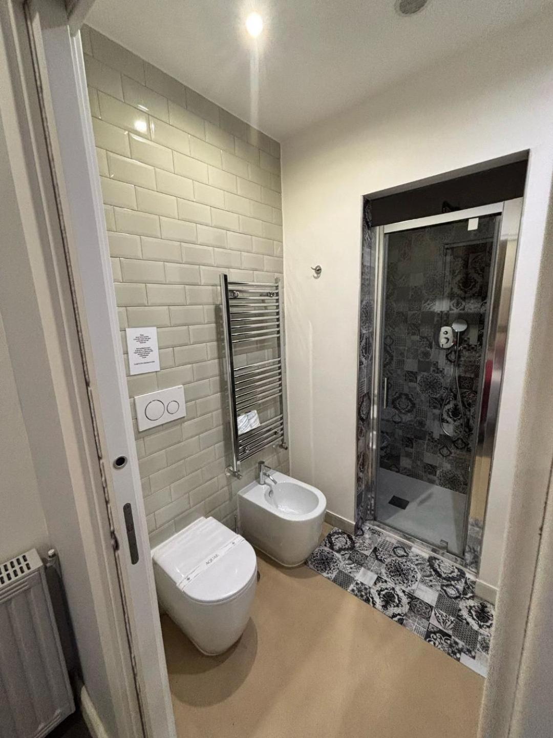 Trevi Contemporary Suite Rom Eksteriør billede
