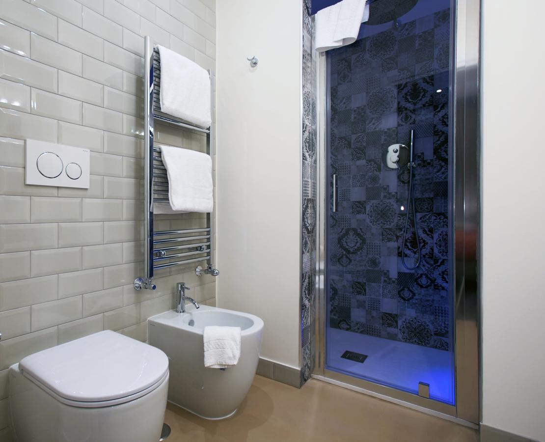 Trevi Contemporary Suite Rom Eksteriør billede