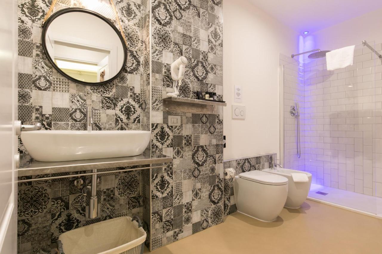 Trevi Contemporary Suite Rom Eksteriør billede